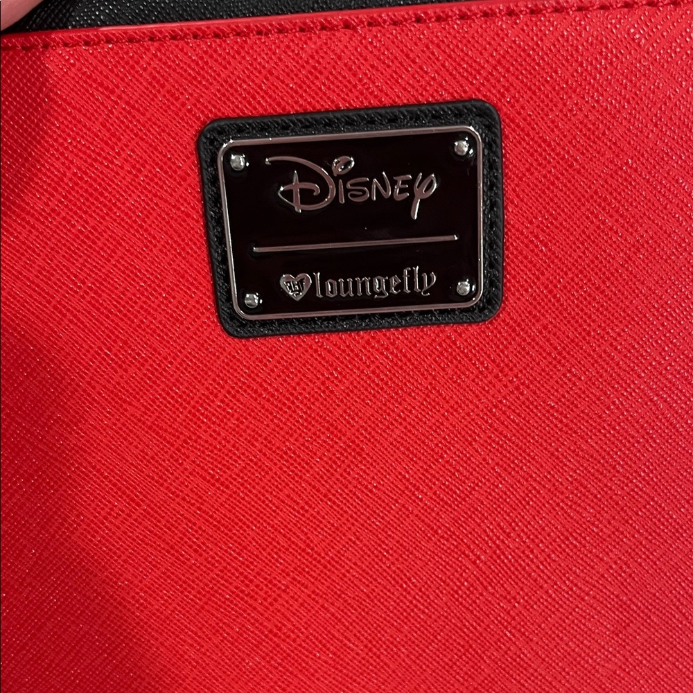 NWOT Disney Loungefly Mickey bag - Picture 3 of 9
